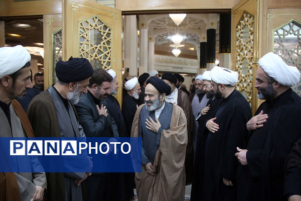 مراسم بزرگداشت شهدای خدمت در حرم حضرت معصومه(س)