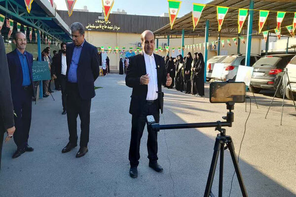 نمایشگاه دانش‌آموزان تراز انقلاب اسلامی استان بوشهر