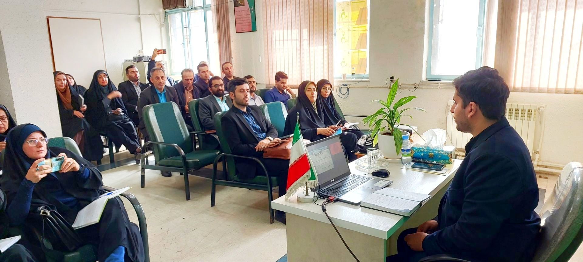 برگزاری نشست تخصصی و کارگاه توانمندسازی کارشناسان مشاوره