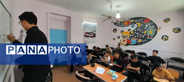 کلاس‌های اوقات فراغت در دارالقرآن مرحوم حیدری خلیل آباد