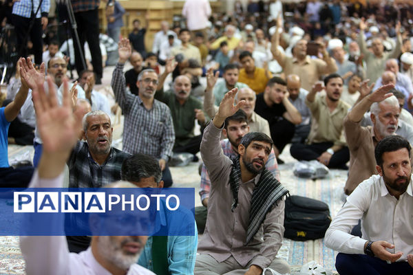 مراسم جشن میلاد پیامبر اکرم(ص) و امام جعفر صادق(ع) در حرم حضرت معصومه(س)