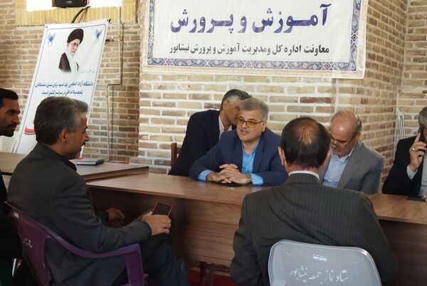 گذری بر میز خدمت اداره آموزش و پرورش نیشابور در نماز جمعه این هفته 