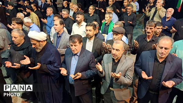 شکوه صدوبیست شب مقاومت مردم کوهدشت در میدان امام خمینی (ره)