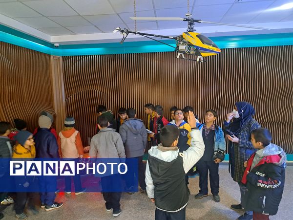 بازدید دانش‌آموزان از پارک موزه علوم زمین مشهد 