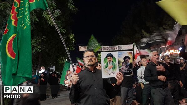 طنین نوای عاشورایی در خیابان امام نیشابور