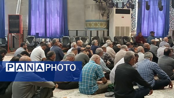 اقامه نماز جمعه همزمان با روز خبرنگار