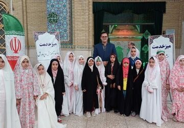 دانش‌آموزان شهریاری میزبان نمازگزاران در جشن امامت منجی عالم بشریت 