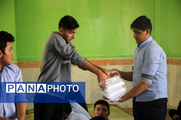 مراسم عزاداری ایام فاطمیه توسط دانش‌آموزان تنگستانی