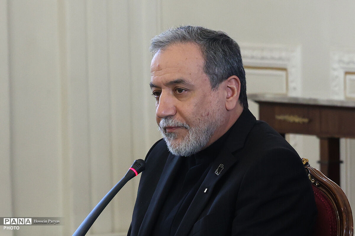 عراقچی: نتانیاهو قماربازی ورشکسته است