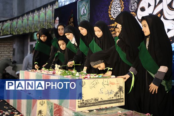 سوگواری و وداع با پیکر پاک شهدای گمنام در مسجد جامع بجنورد