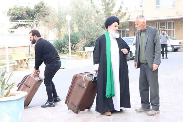 اعزام دانش‌آموزان دختر یزدی به سفر معنوی حج عمره