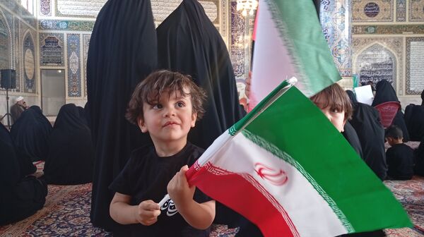 عزاداری کودکان به عشق امام حسین (ع) 