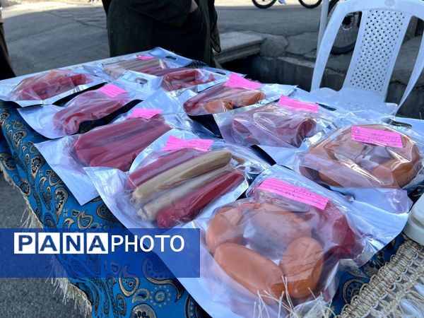 بازارچه دهه فجر در شهرک ینگی امام ساوجبلاغ 