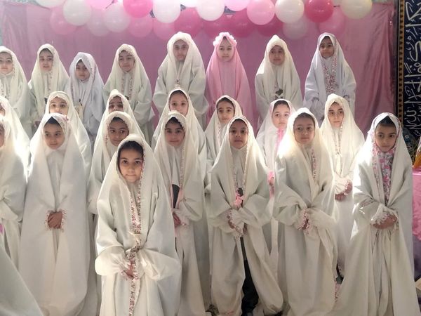 جشن تکلیف دانش‌آموزان دبستان شهدای غزه ناحیه ۲ کرج