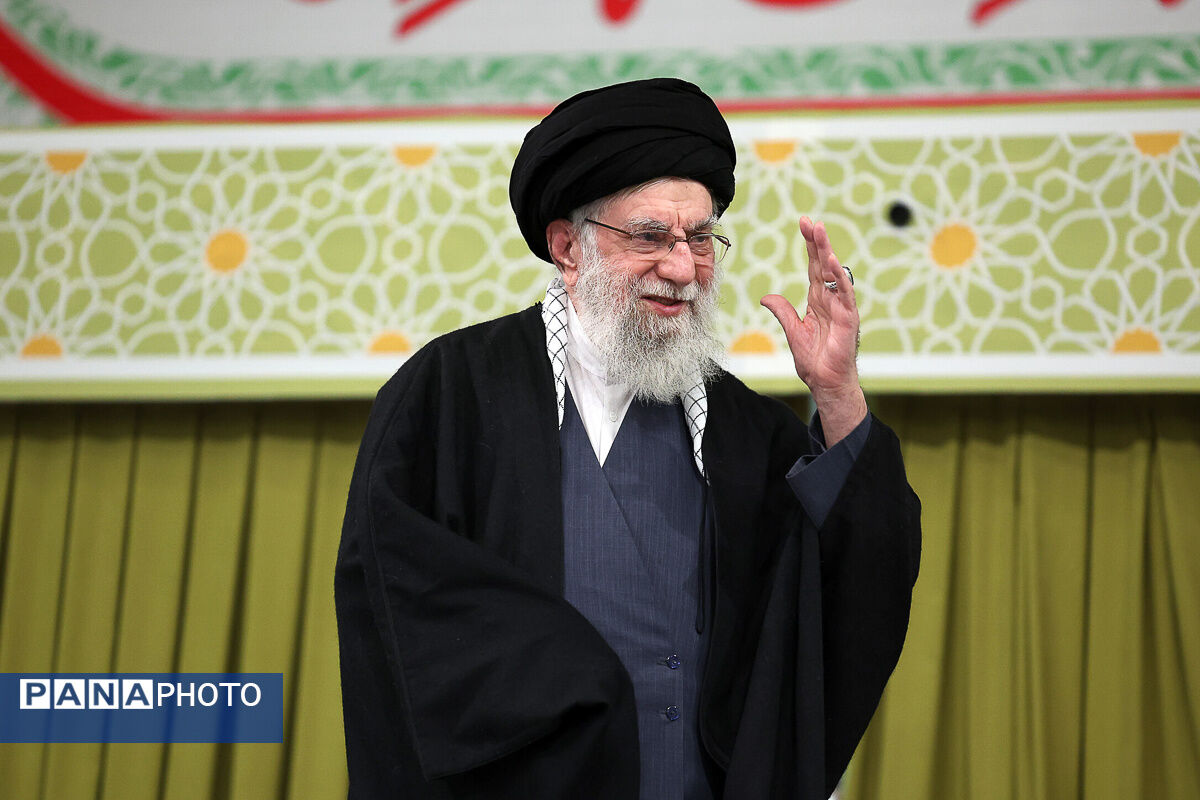 تجلی ولایت علوی و شهادت حسینی در حکمرانی رهبر انقلاب/ رهبر انقلاب روحیه «ما می‌توانیم» را نهادینه و ایران را به «قدرت» تبدیل کردند