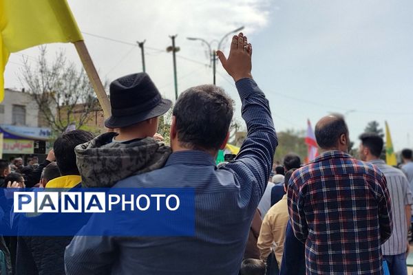 حضور پرشور مردم و مسئولان رباط کریم در راهپیمایی روز قدس