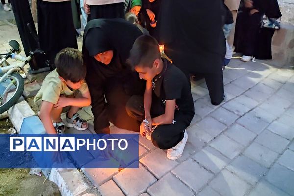 مراسم نمادین آتیش زدن خیمه ها در عصر روز عاشورا در شهر بار