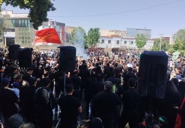 شور عاشورایی مردم قروه در عزاداری امسال