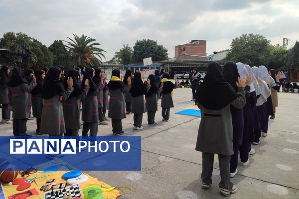 افتتاح سومین المپیاد ورزشی درون‌مدرسه‌ای در دبیرستان فرزانگان قائمشهر