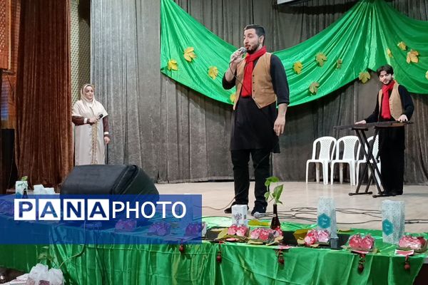 دبیرستان عترت ورامین، عطر مادر را در کانون هدایت پراکند