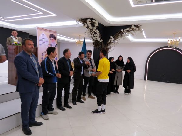 تقدیر از دانش‌آموزان استثنایی جشنواره ورزشی در بجنورد