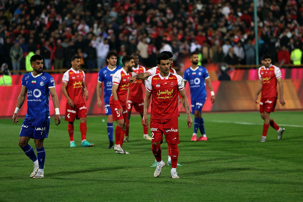 دیدار تیم‌های استقلال و پرسپولیس