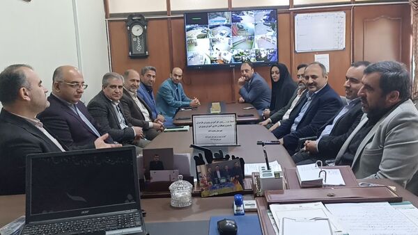دیدار نوروزی مدیرکل آموزش و پرورش مازندران با کارکنان آموزش و پرورش محمودآباد 