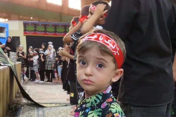 حسینیه کودک در مصلی شهر قیامدشت 