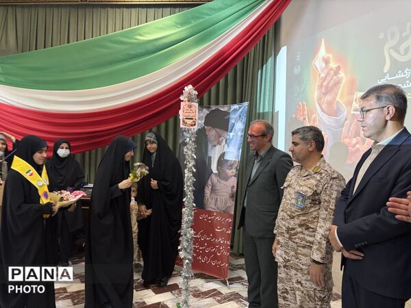 آغاز سال تحصیلی در قاب جشن «بهار ایمان»