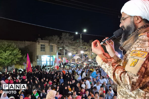 طنین یاد شهدای دانش‌آموز در ۱۶۸ شب میبد