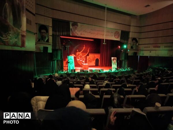 احیا و عزاداری شب دوم قدر در فرهنگسرای سیمرغ نیشابور