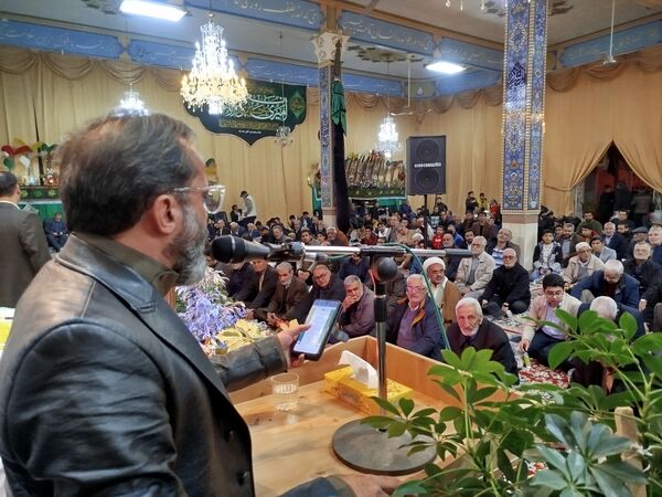 مراسم ولادت حضرت امام حسین (ع) در تکیه حسینی شهرستان کاشمر 