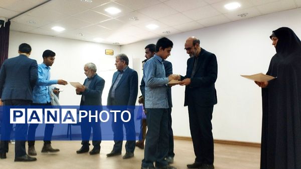 نشست تجلیل از خبرنگاران فعال پانا شهرستان خلیل‌آباد 