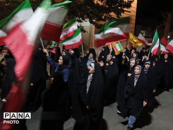 صدمین شب پایداری و ایستادگی مردم پای ایران اسلامی 