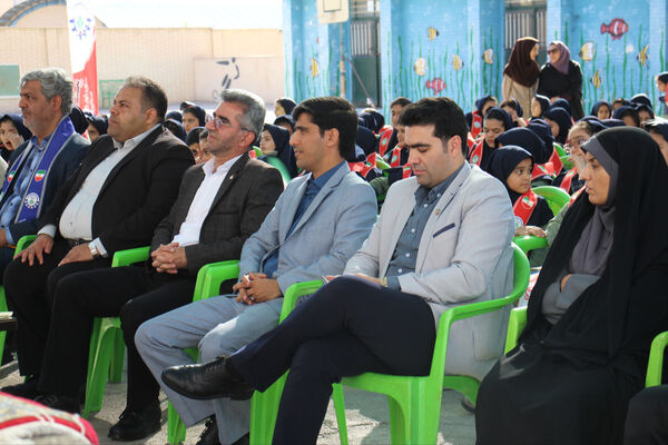 آیین جشن عاطفه‌ها در دبستان ولایت سمنان 