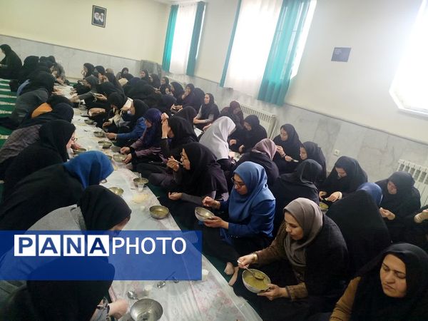 برگزاری دوره‌های ضمن خدمت تخصصی مربیان پیشتاز در فاروج