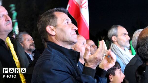 ما پای عهدمان با انقلاب می‌مانیم