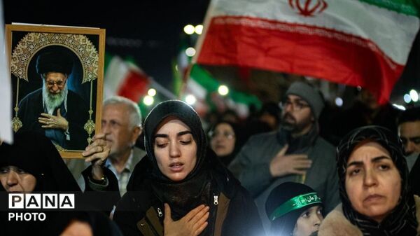 خیابان، تنگه احد جمهوری اسلامی ایران است