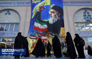 مراسم گرامیداشت شهید سیدحسن نصرالله همزمان با تشییع شهدا در لبنان - تهران