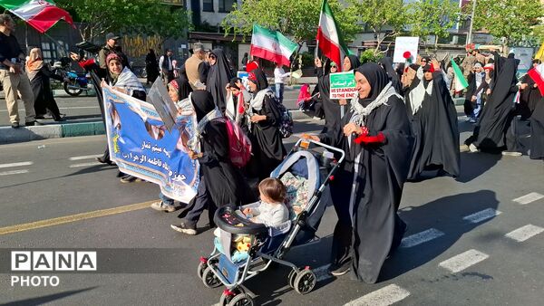 آینده‌سازان فردا، جان‌فدایان امروز