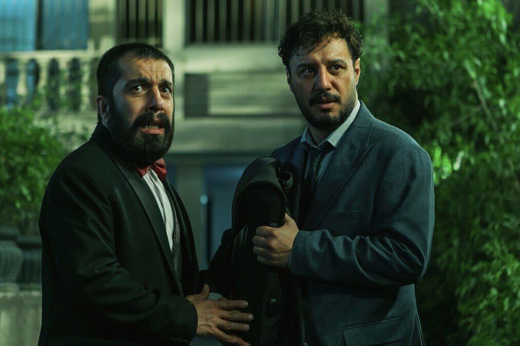 اکران مردمی «تمساح خونی» با حضور جواد عزتی در لوتوس مال