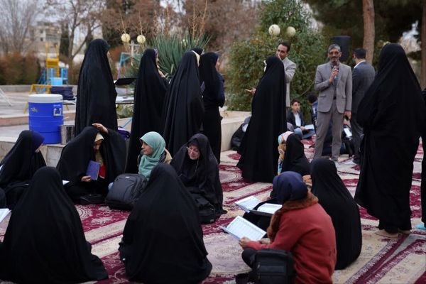 برگزاری ضیافت افطار سازمان دانش‌آموزی استان اصفهان