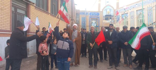 حضور پرشور مردم جلگه رخ در راهپیمایی بزرگداشت ۲۲ بهمن ماه
