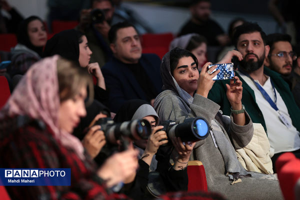 نشست نقد و بررسی فیلم «گیس» در چهل و چهارمین جشنواره ملی فیلم فجر