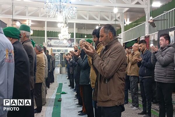 ضیافت افطاری همراه با نماز جماعت مغرب و عشاء در مسجد جامع شهر بار 