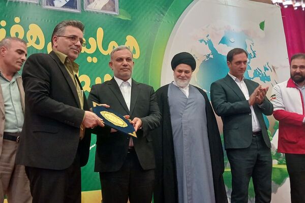 همایش هفته محیط زیست در بهارستان دو