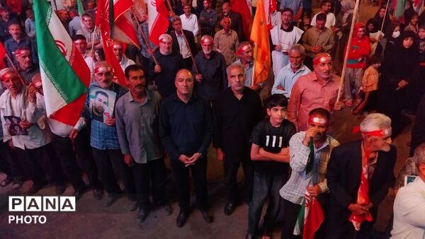 همزمان با سراسر کشور؛ صد و شصت و نهمین شب «بیعت با رهبری» در نورآباد