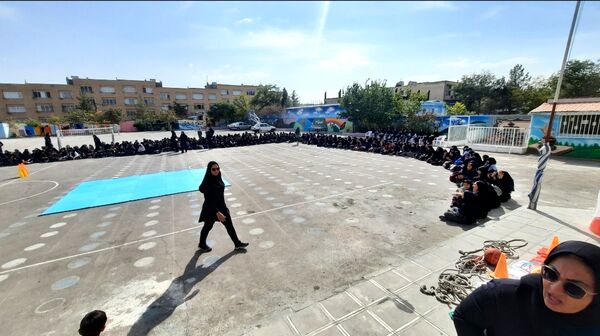 المپیاد ورزشی دبیرستان فرهنگیان ناحیه۷ مشهد 