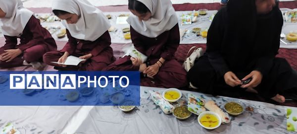 ضیافت نور در ماه عبودیت و بندگی