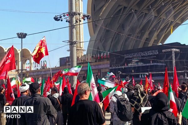 فریاد نسل نو در سوگ رهبر؛ مشقِ وفاداری در قابِ تشییع 